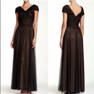 Womens Tadashi Shoji Portrait Collar Pleated Mesh Gown Black Size 8 EUC!